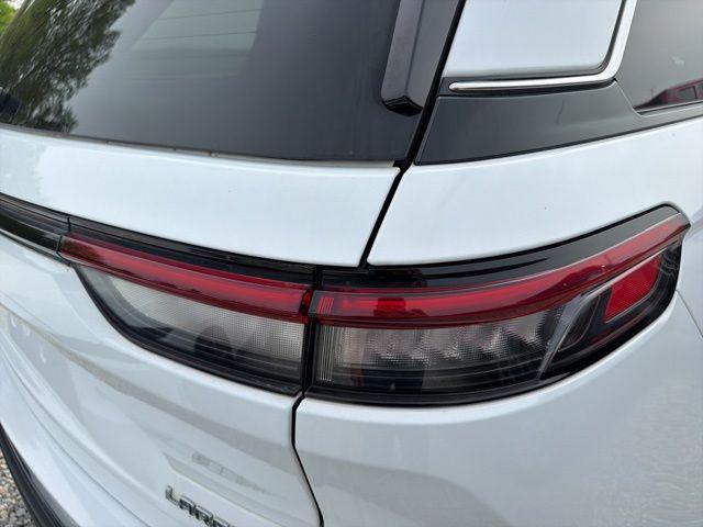 2023 Jeep Grand Cherokee Laredo 4x4