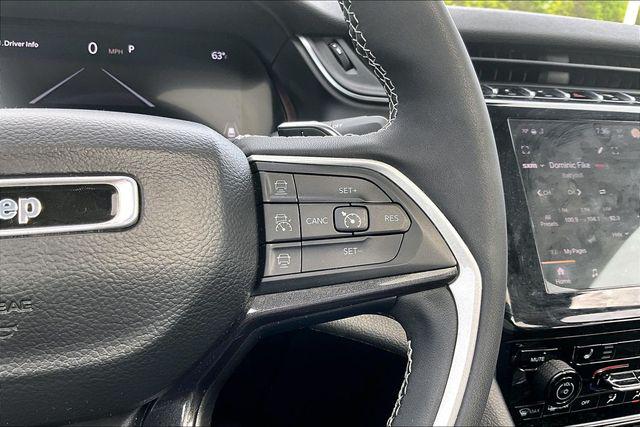 2023 Jeep Grand Cherokee Laredo 4x4