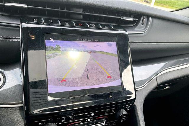 2023 Jeep Grand Cherokee Laredo 4x4
