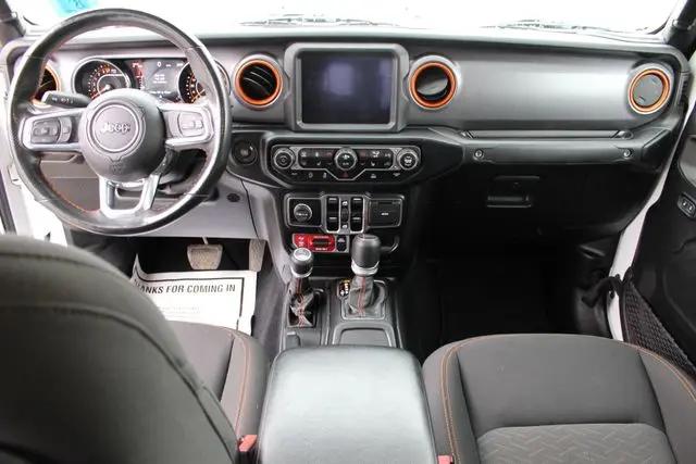2023 Jeep Gladiator Sport