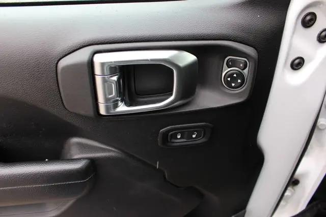 2023 Jeep Gladiator Sport