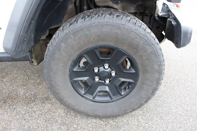 2023 Jeep Gladiator Sport