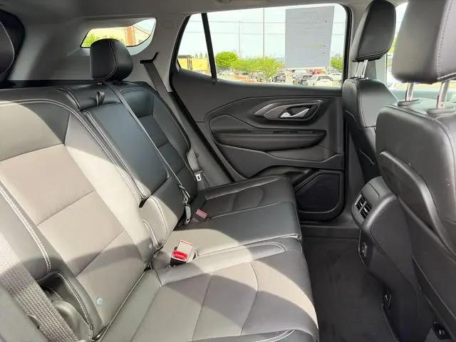2023 GMC Terrain FWD SLT