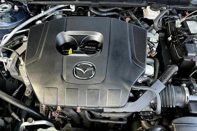 2025 Mazda CX-50 2.5 S Preferred Package