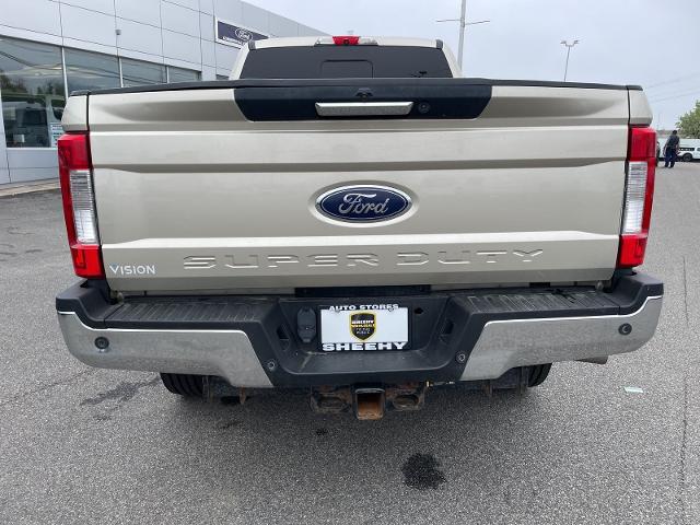 2017 Ford F-350 LARIAT