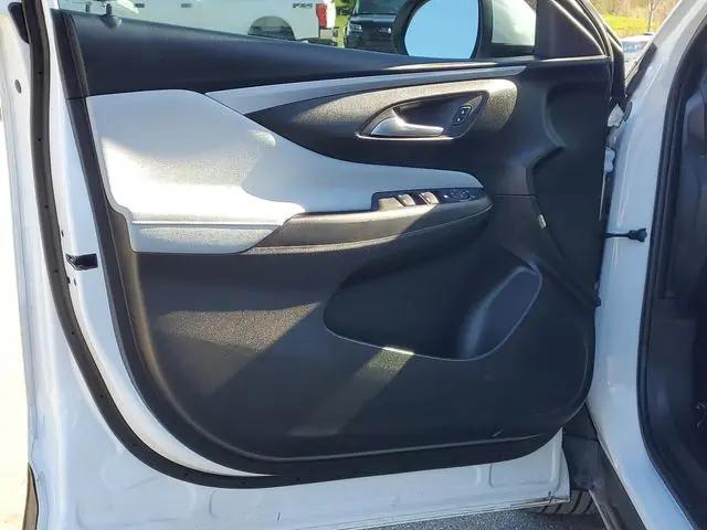 2024 Buick NV Preferred FWD