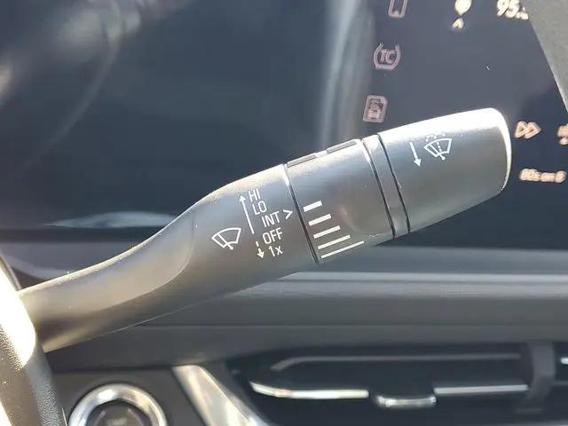 2024 Buick NV Preferred FWD