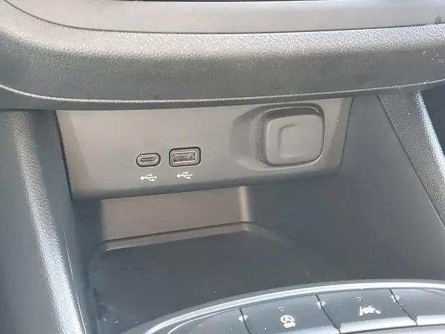 2024 Buick NV Preferred FWD