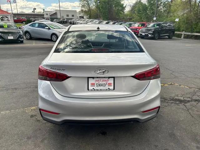2019 Hyundai Accent SE