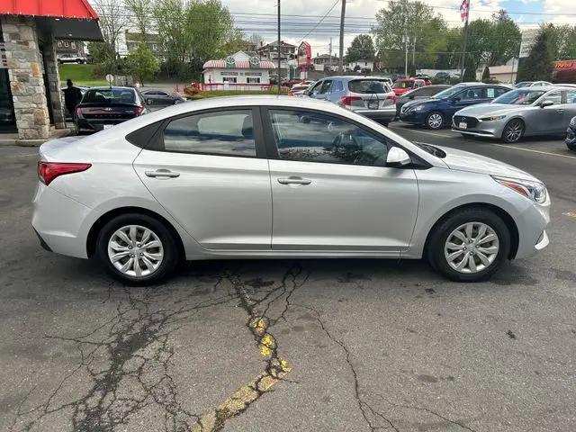 2019 Hyundai Accent SE