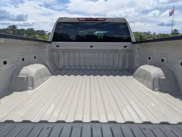 2026 GMC Sierra 1500 Double Cab, Standard Bed, SLE, 4WD
