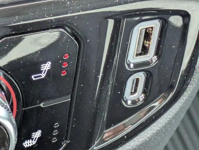2026 GMC Sierra 1500 Double Cab, Standard Bed, SLE, 4WD