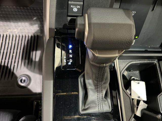 2026 Toyota Tundra Platinum Hybrid CrewMax 5.5' Bed