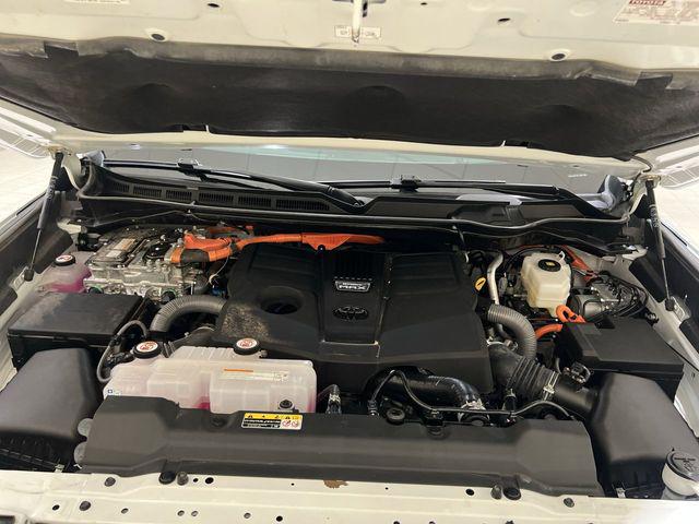 2026 Toyota Tundra Platinum Hybrid CrewMax 5.5' Bed