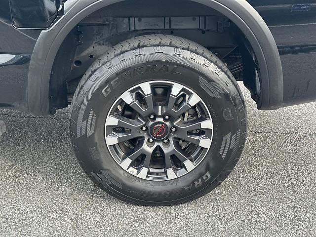 2023 Nissan Titan Crew Cab PRO-4X 4x4