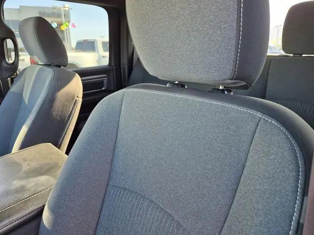 2024 Ram 1500 Classic Warlock Crew Cab 4x4 5'7" Box