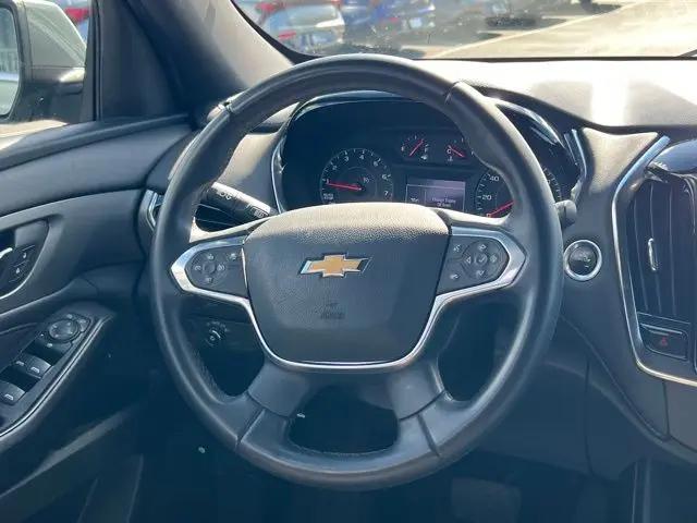 2023 Chevrolet Traverse FWD LT Cloth