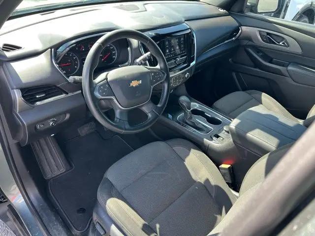 2023 Chevrolet Traverse FWD LT Cloth