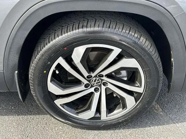 2022 Volkswagen Atlas Cross Sport 2.0T SEL