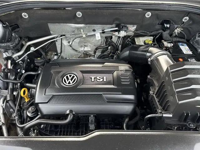 2022 Volkswagen Atlas Cross Sport 2.0T SEL