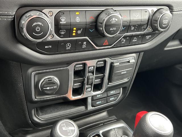 2024 Jeep Wrangler 4-Door Sahara 4x4