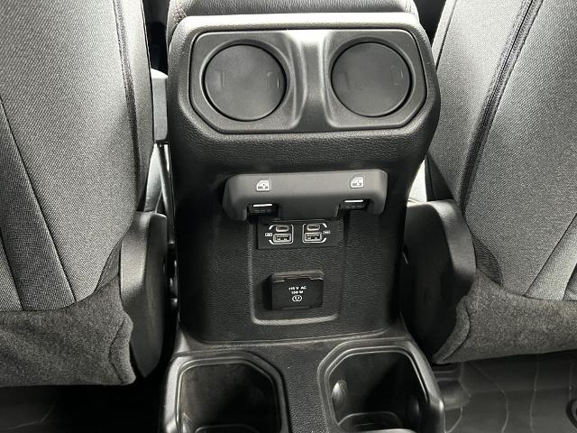 2024 Jeep Wrangler 4-Door Sahara 4x4