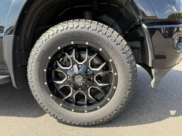 2019 Ram 1500 Laramie Crew Cab 4x4 5'7" Box