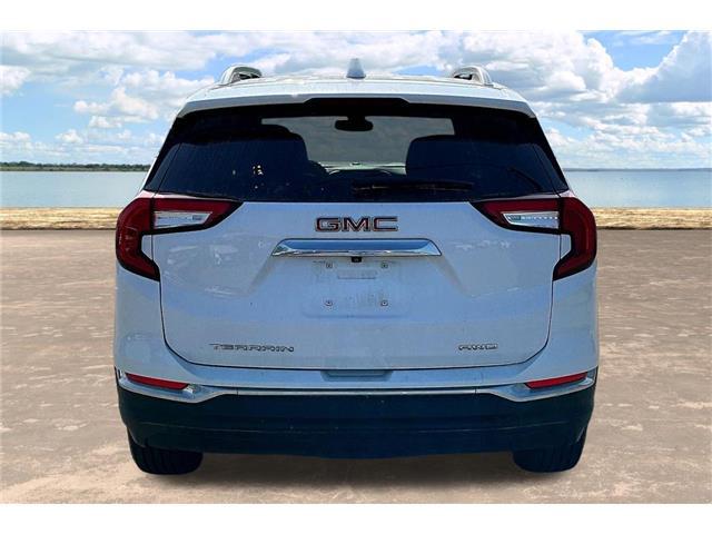 2024 GMC Terrain AWD SLT