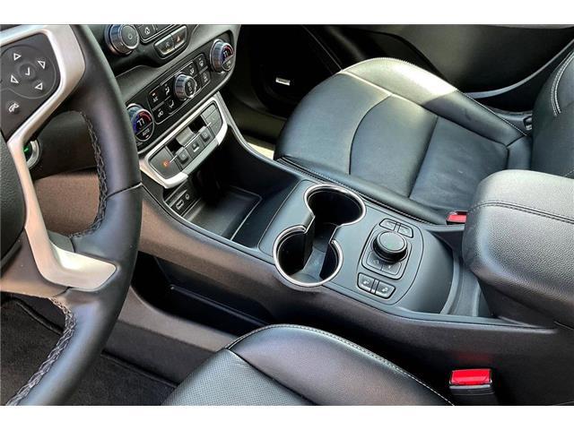 2024 GMC Terrain AWD SLT