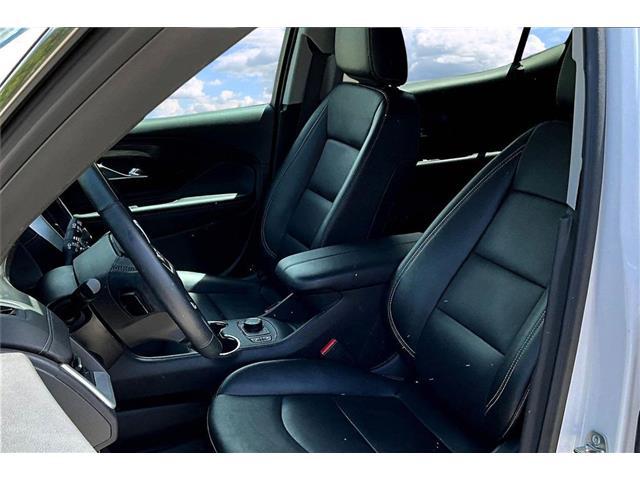 2024 GMC Terrain AWD SLT