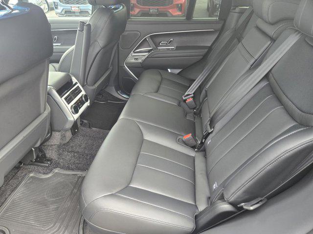 2026 Land Rover Range Rover P400 SE