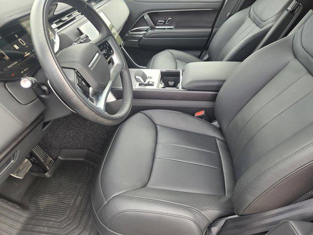 2026 Land Rover Range Rover P400 SE