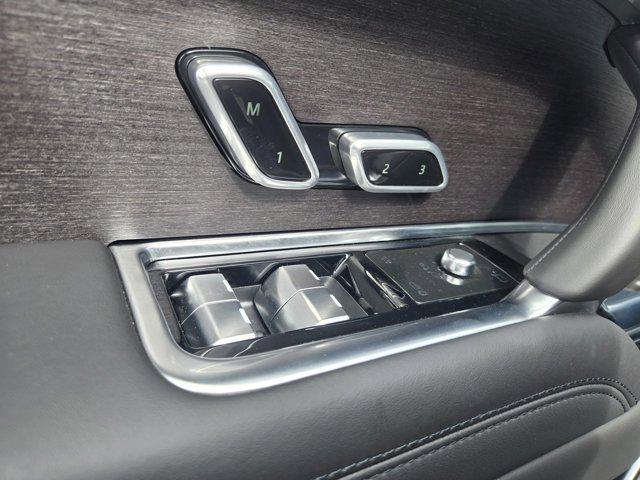 2026 Land Rover Range Rover P400 SE
