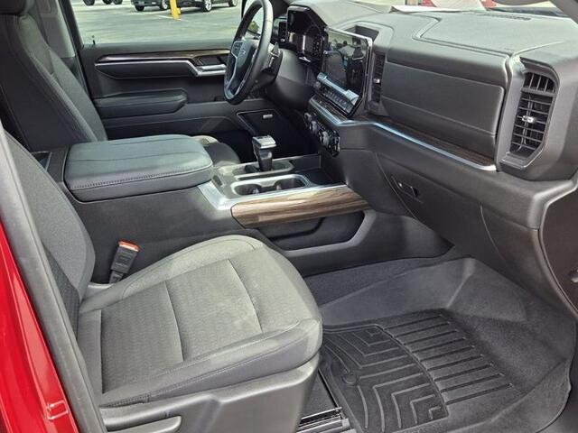 2025 Chevrolet Silverado 1500 2WD Crew Cab Short Bed RST