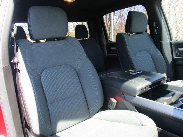 2022 Ram 1500 Big Horn Crew Cab 4x4 5'7" Box