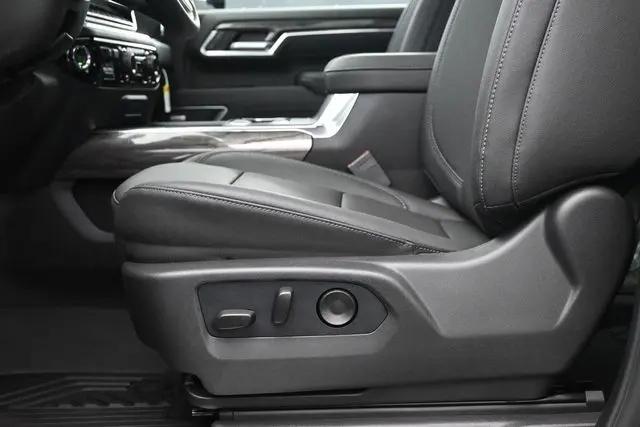 2026 Chevrolet Silverado 3500HD Crew Cab, Standard Bed, LTZ, 4WD