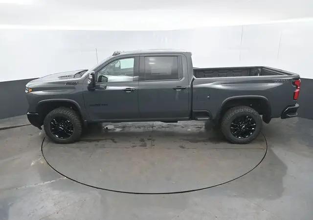 2026 Chevrolet Silverado 3500HD Crew Cab, Standard Bed, LTZ, 4WD