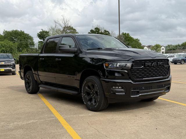 2026 RAM Ram 1500 RAM 1500 EXPRESS CREW CAB 4X4 57 BOX