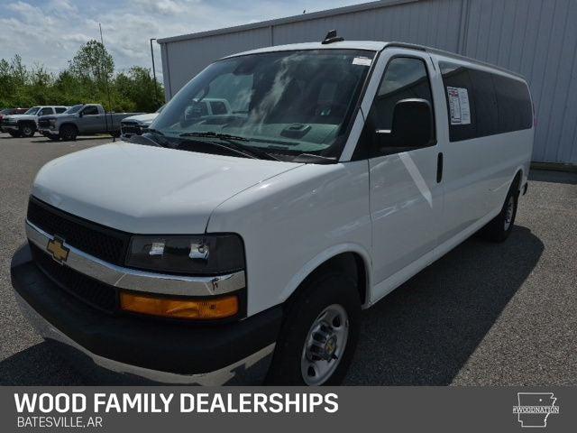 2025 Chevrolet Express Passenger RWD 3500 Extended Wheelbase LT for sale in Batesville, AR