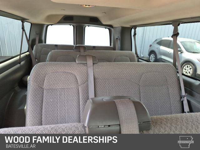 2025 Chevrolet Express Passenger RWD 3500 Extended Wheelbase LT