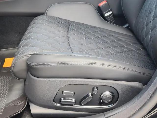 2026 Genesis G90 3.5T E-SC Prestige Black AWD