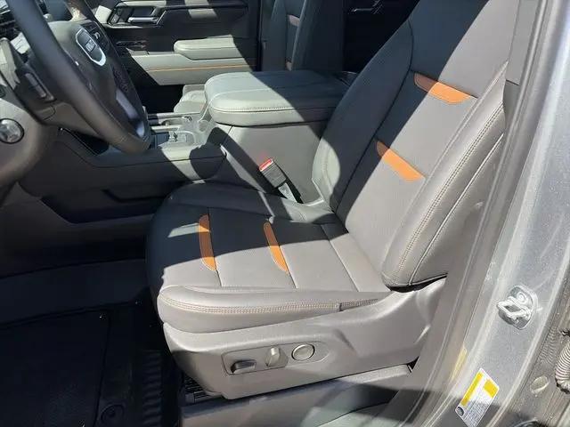 2026 GMC Sierra 1500 Crew Cab, Short Bed, AT4, 4WD