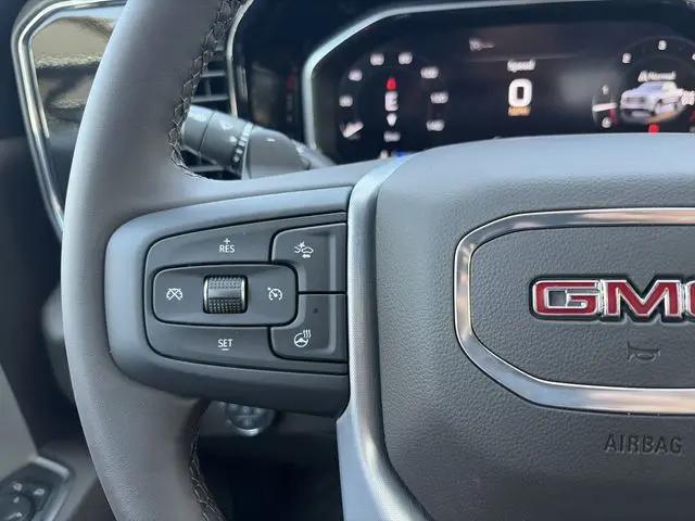 2026 GMC Sierra 1500 Crew Cab, Short Bed, SLT, 4WD