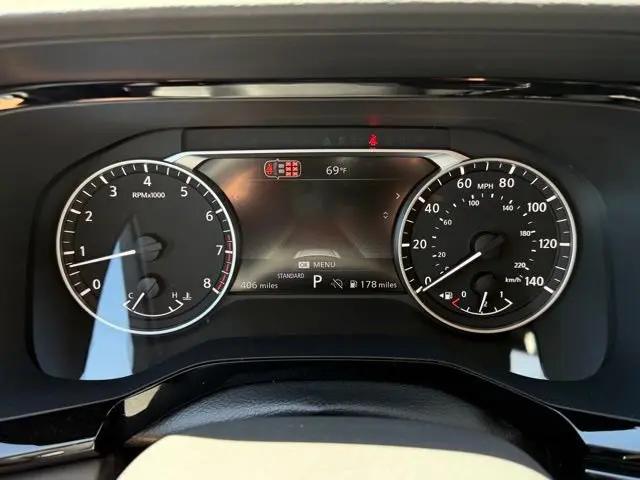 2026 Nissan Pathfinder SV