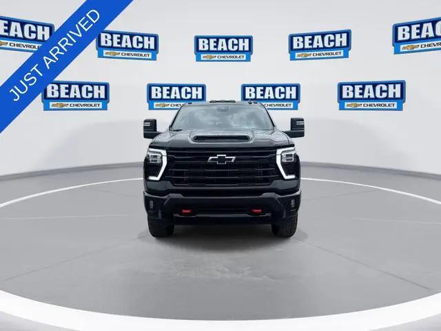 2026 Chevrolet Silverado 2500HD Crew Cab, Standard Bed, LT, 4WD