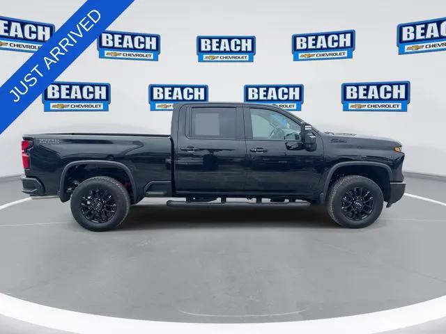 2026 Chevrolet Silverado 2500HD Crew Cab, Standard Bed, LT, 4WD