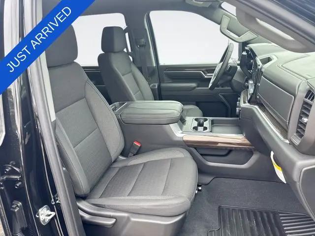 2026 Chevrolet Silverado 2500HD Crew Cab, Standard Bed, LT, 4WD