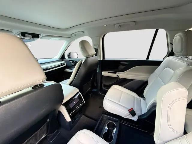 2025 Lincoln Aviator Premiere