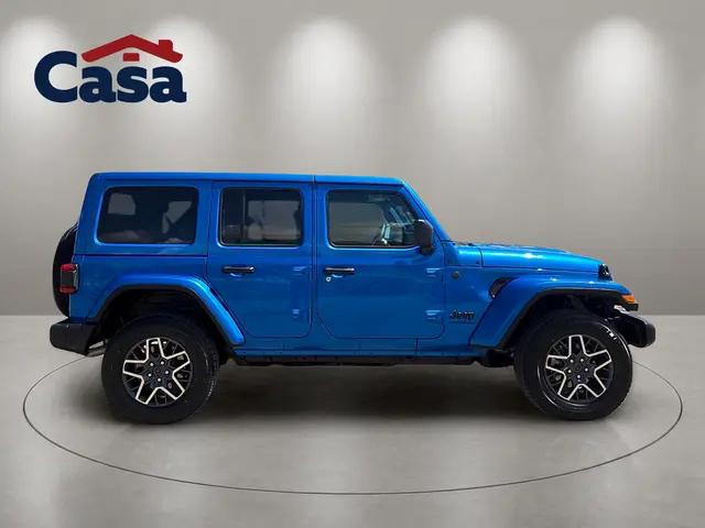 2025 Jeep Wrangler 4-Door Sahara 4x4