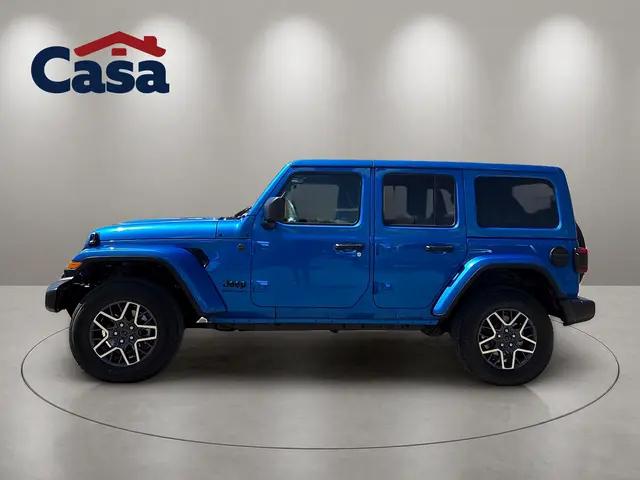 2025 Jeep Wrangler 4-Door Sahara 4x4